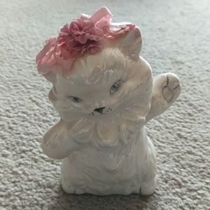 Fragile Vintage Pretty Kitty Cat Statue